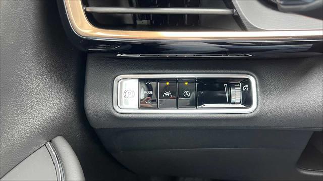 new 2025 Buick Envision car, priced at $46,595