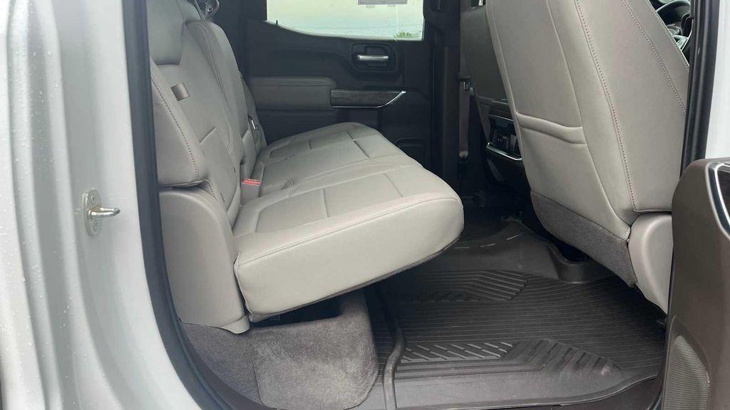 used 2022 Chevrolet Silverado 1500 car, priced at $45,999
