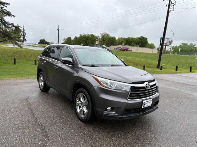 used 2015 Toyota Highlander car, priced at $15,800
