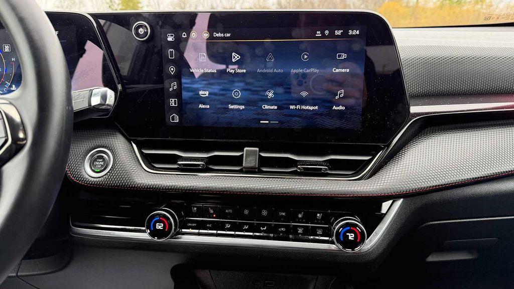 used 2025 Chevrolet Equinox car, priced at $33,900