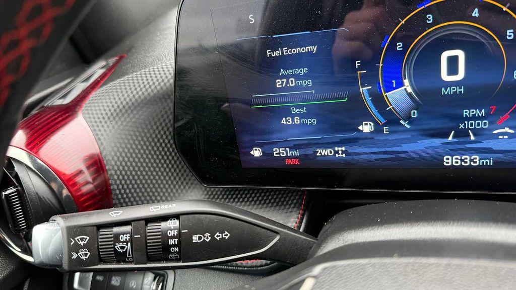 used 2025 Chevrolet Equinox car, priced at $33,900