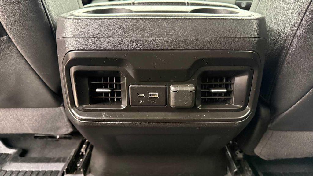 used 2021 Chevrolet Silverado 1500 car, priced at $31,999