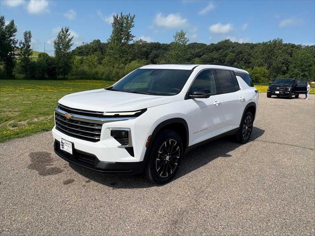 new 2025 Chevrolet Traverse car, priced at $48,660