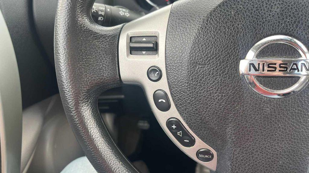 used 2014 Nissan Rogue Select car, priced at $6,900