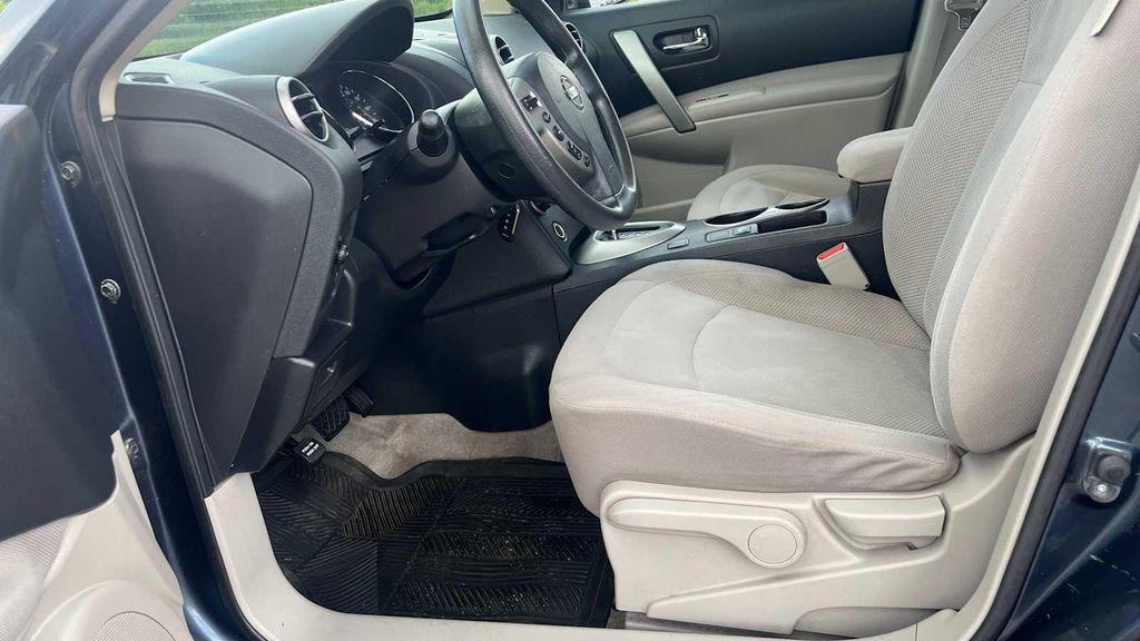 used 2014 Nissan Rogue Select car, priced at $6,900