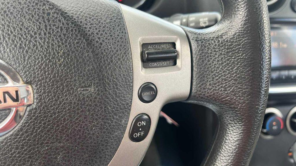 used 2014 Nissan Rogue Select car, priced at $6,900