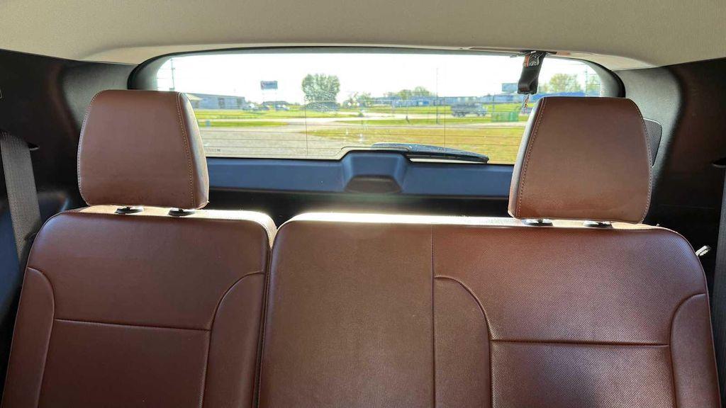 used 2021 Chevrolet Traverse car, priced at $28,000