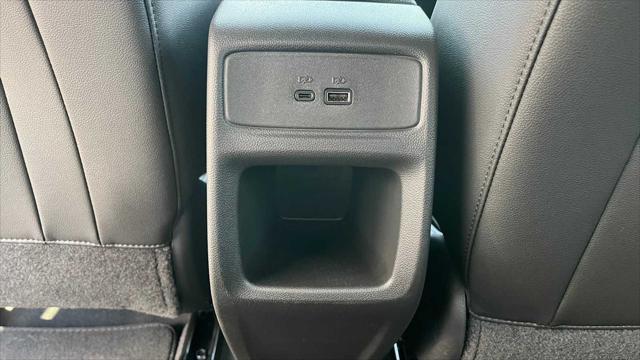 new 2025 Chevrolet Trax car, priced at $25,496
