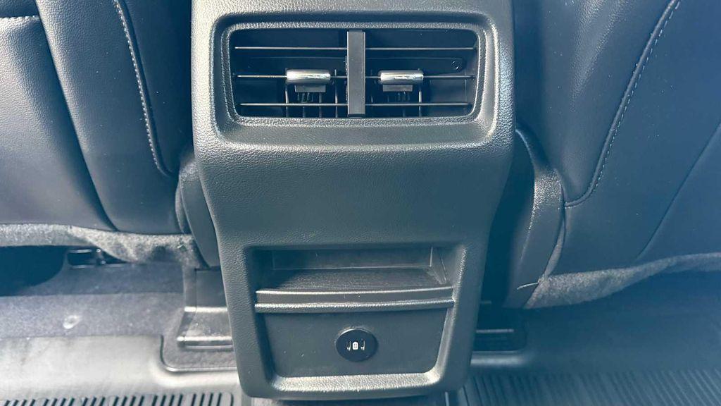 used 2023 Ford Edge car, priced at $24,999