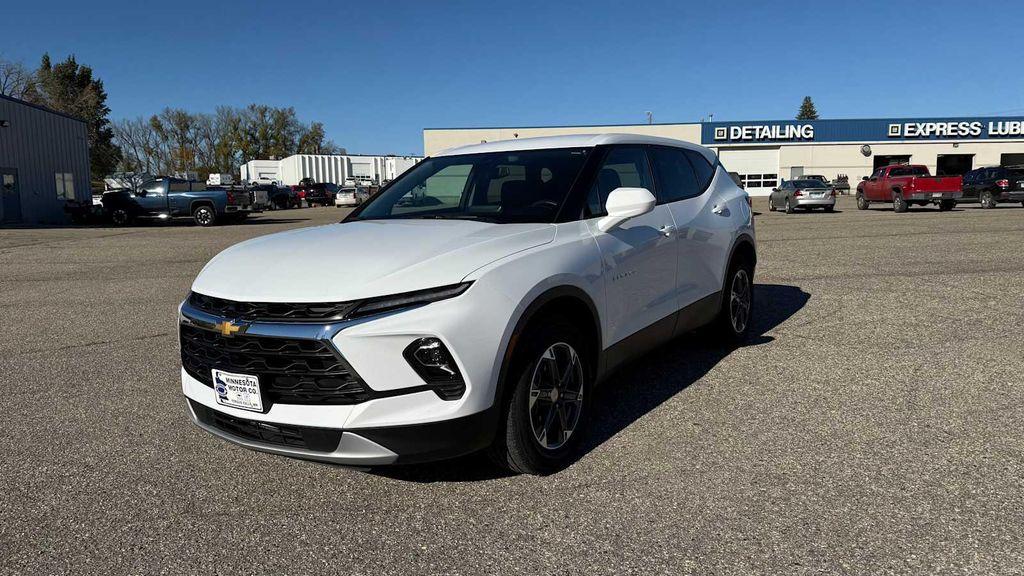 used 2025 Chevrolet Blazer car, priced at $33,999