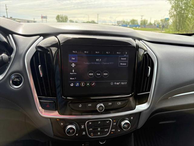 used 2020 Chevrolet Traverse car, priced at $22,499