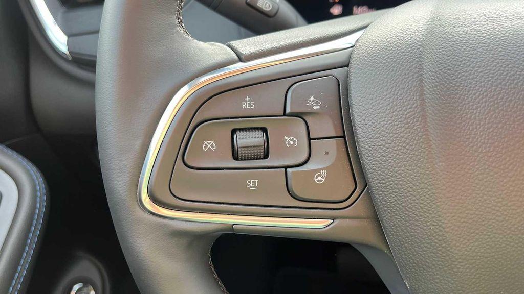 new 2025 Buick Encore GX car, priced at $30,437