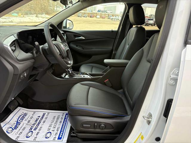 new 2025 Buick Encore GX car, priced at $32,069