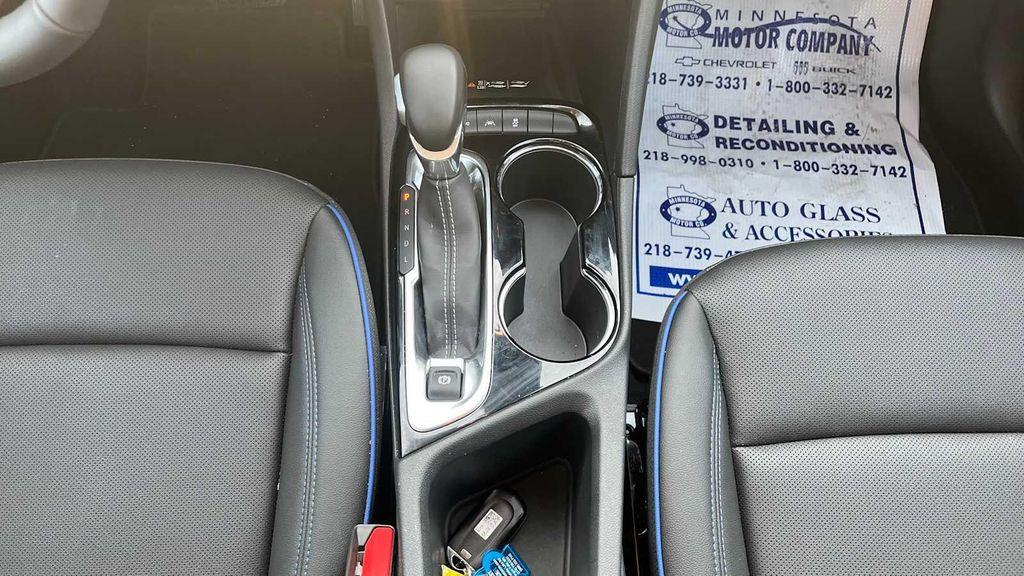 new 2025 Buick Encore GX car, priced at $30,437