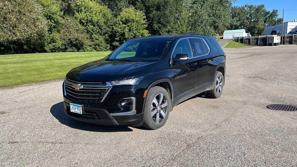 used 2023 Chevrolet Traverse car, priced at $38,900