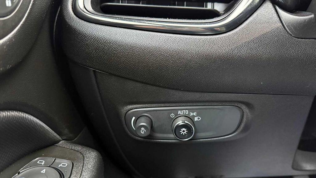 used 2023 Chevrolet Equinox car, priced at $26,399