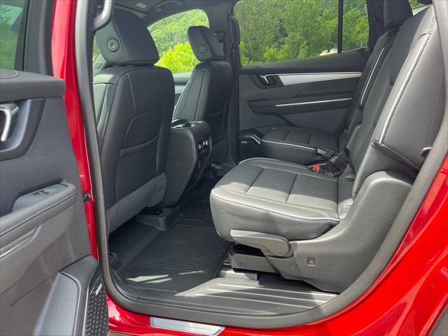 new 2025 Buick Enclave car, priced at $50,378