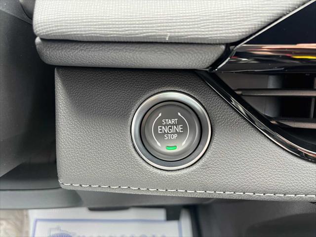 new 2025 Buick Enclave car, priced at $50,378