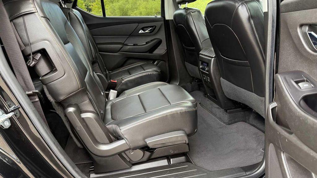 used 2018 Chevrolet Traverse car, priced at $18,000