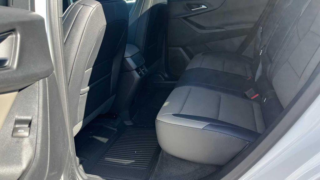 new 2026 Chevrolet Equinox car, priced at $34,765