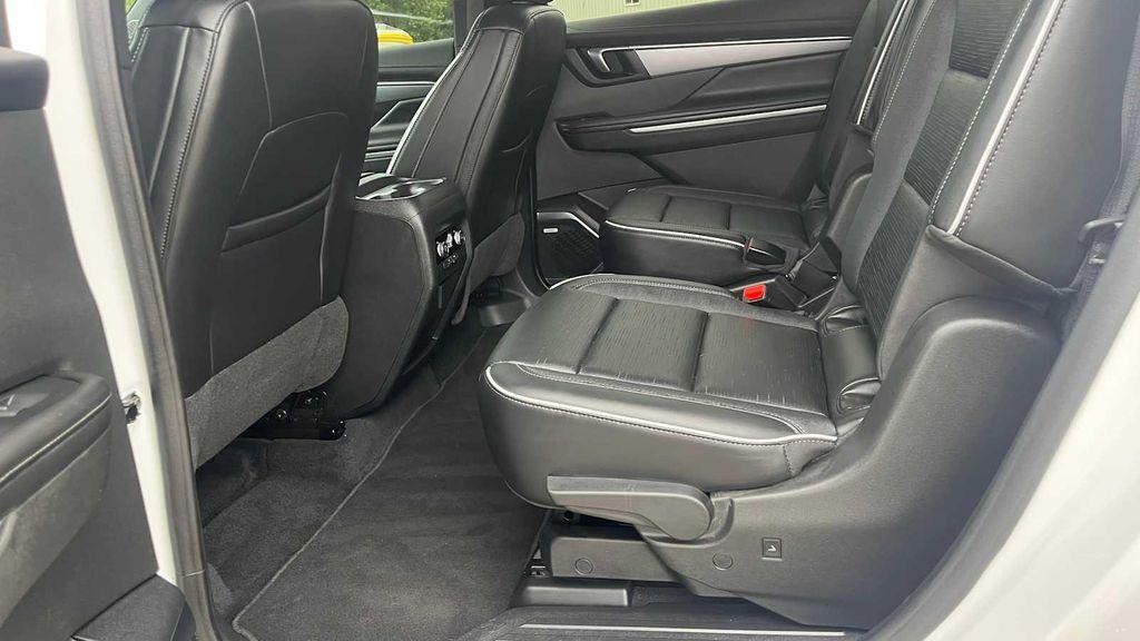 used 2025 Buick Enclave car, priced at $47,500
