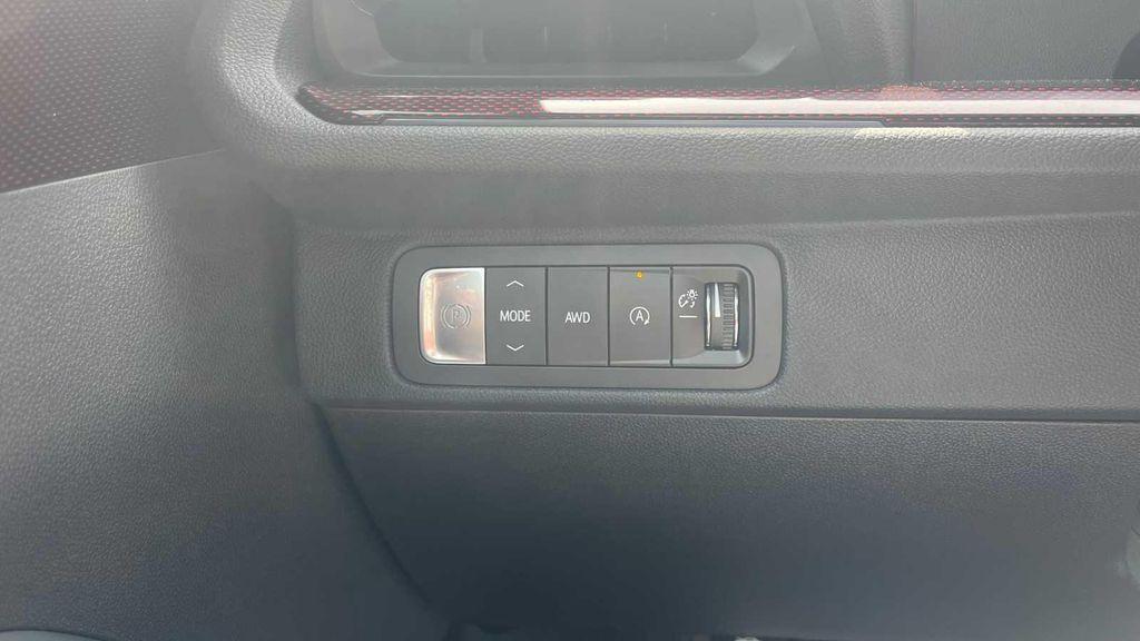 new 2026 Chevrolet Traverse car, priced at $51,963