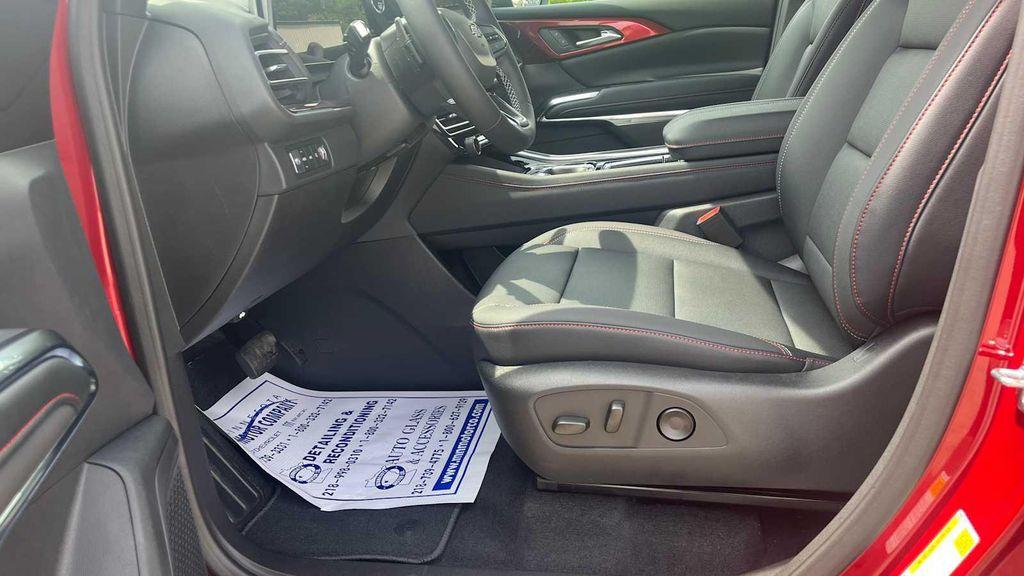 new 2026 Chevrolet Traverse car, priced at $51,963