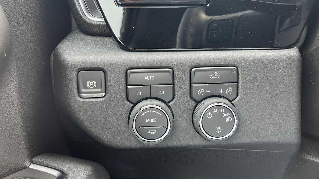 new 2025 Chevrolet Silverado 1500 car, priced at $52,873