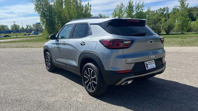 new 2025 Chevrolet TrailBlazer car, priced at $32,415