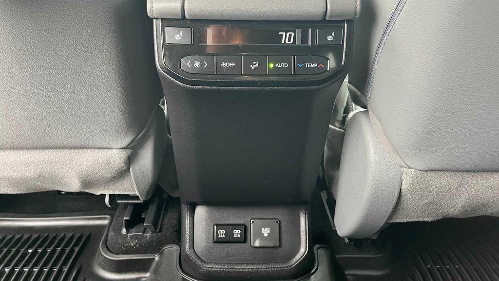 used 2021 Toyota Highlander car, priced at $39,500