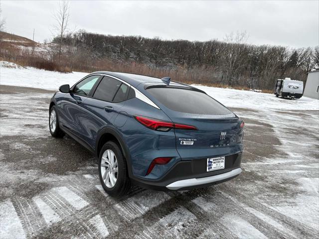 new 2025 Buick Envista car, priced at $26,505