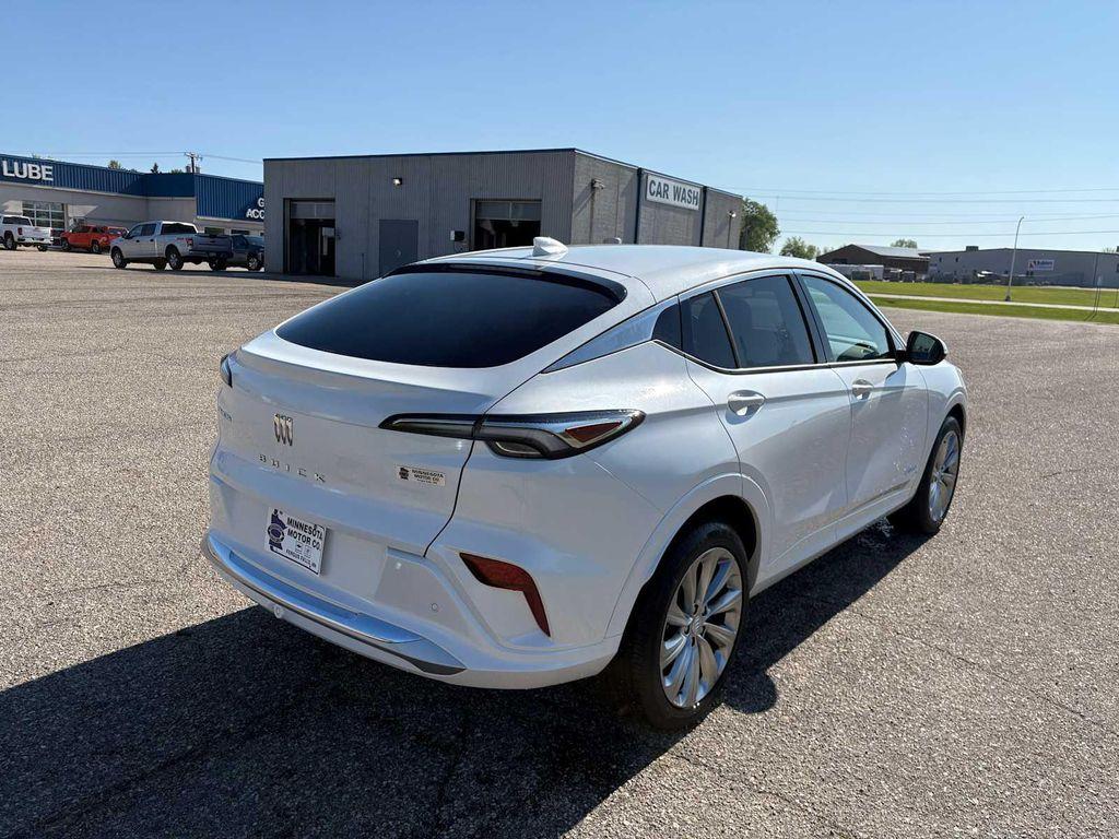 new 2025 Buick Envista car, priced at $28,465