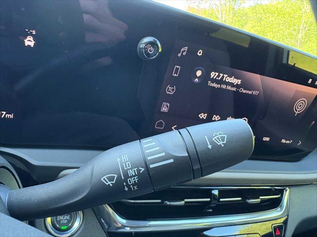 new 2025 Buick Envista car, priced at $29,712