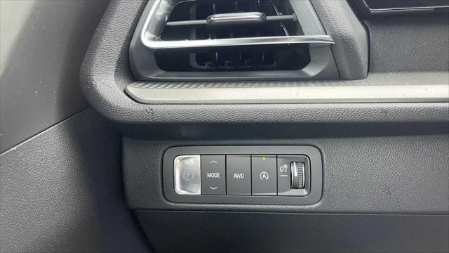 new 2025 Chevrolet Traverse car, priced at $44,795