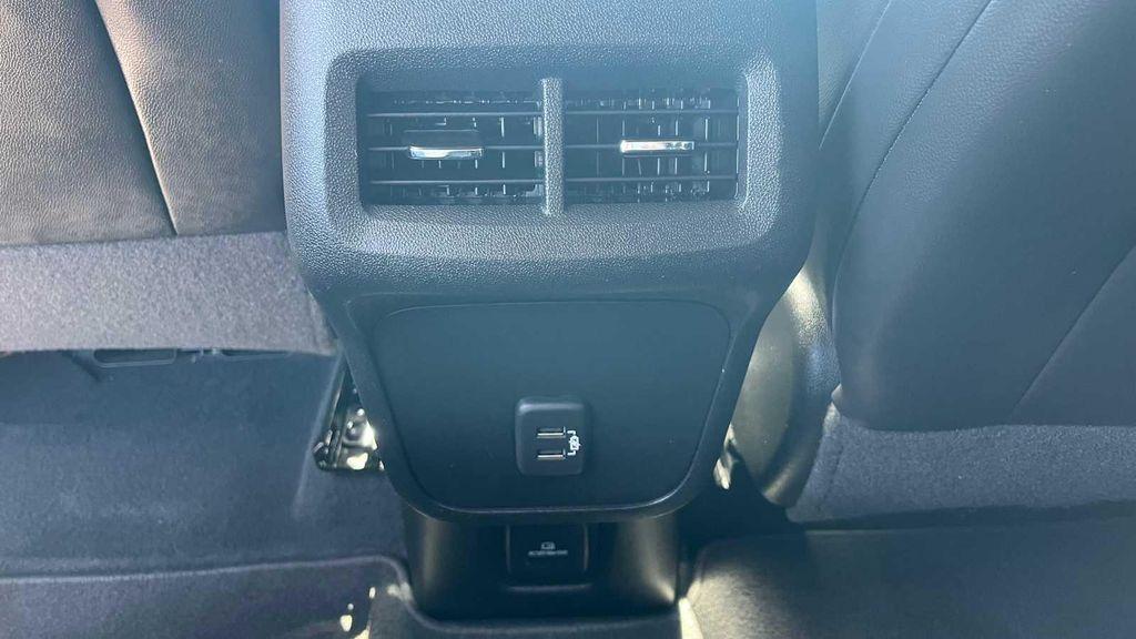 used 2021 Chevrolet Equinox car, priced at $21,000