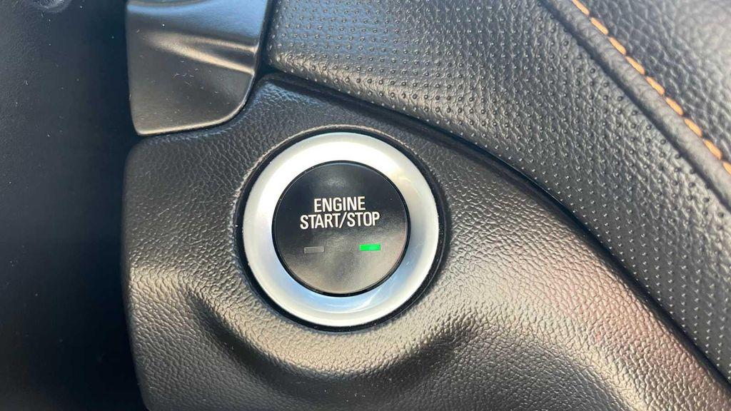 used 2021 Chevrolet Equinox car, priced at $21,000