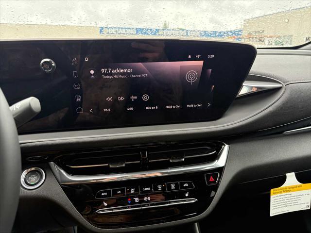 new 2025 Buick Envista car, priced at $29,892