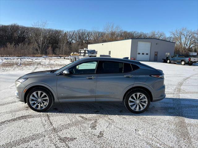 new 2025 Buick Envista car, priced at $30,115