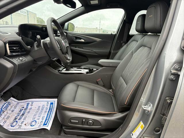 new 2025 Buick Envista car, priced at $29,892