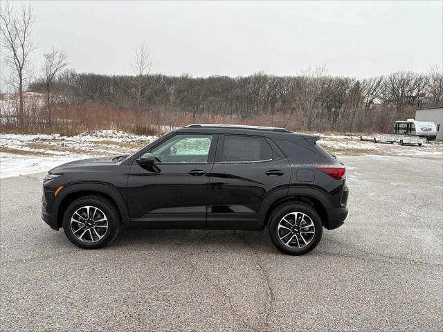 new 2025 Chevrolet TrailBlazer car, priced at $30,180