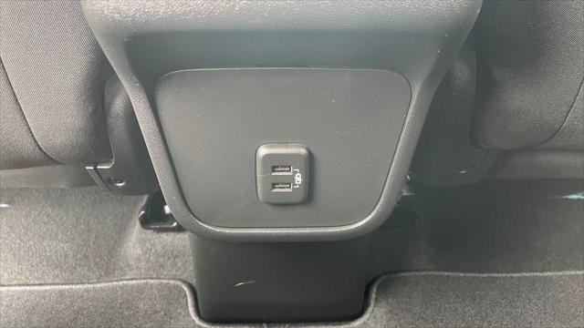 used 2023 Chevrolet Equinox car, priced at $25,300