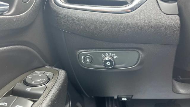 used 2023 Chevrolet Equinox car, priced at $25,300