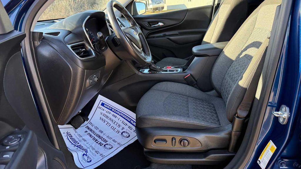 used 2022 Chevrolet Equinox car, priced at $23,999