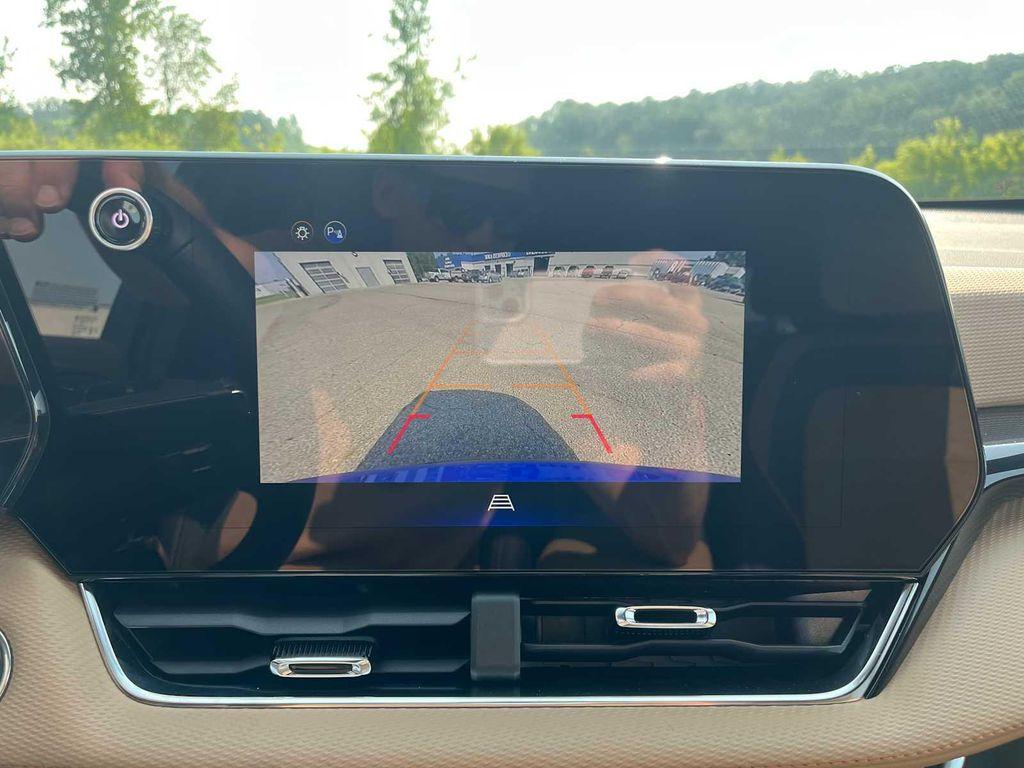 new 2026 Chevrolet Equinox car, priced at $36,281