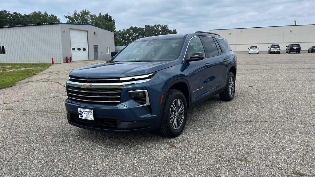 new 2026 Chevrolet Traverse car, priced at $45,205