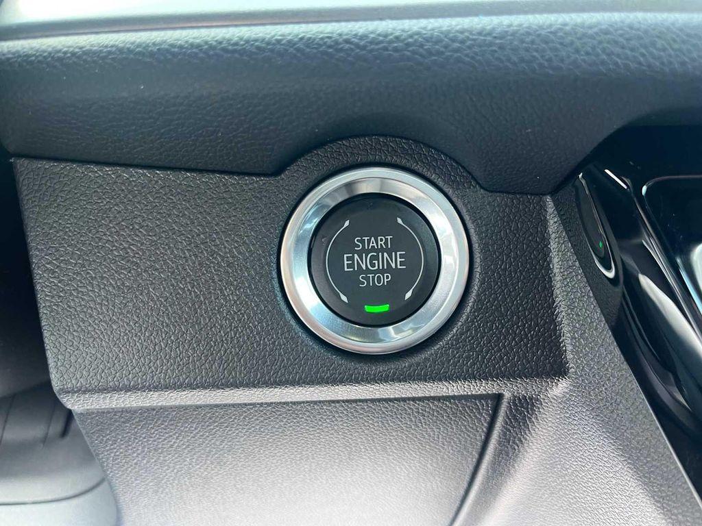 new 2026 Chevrolet Traverse car, priced at $49,125