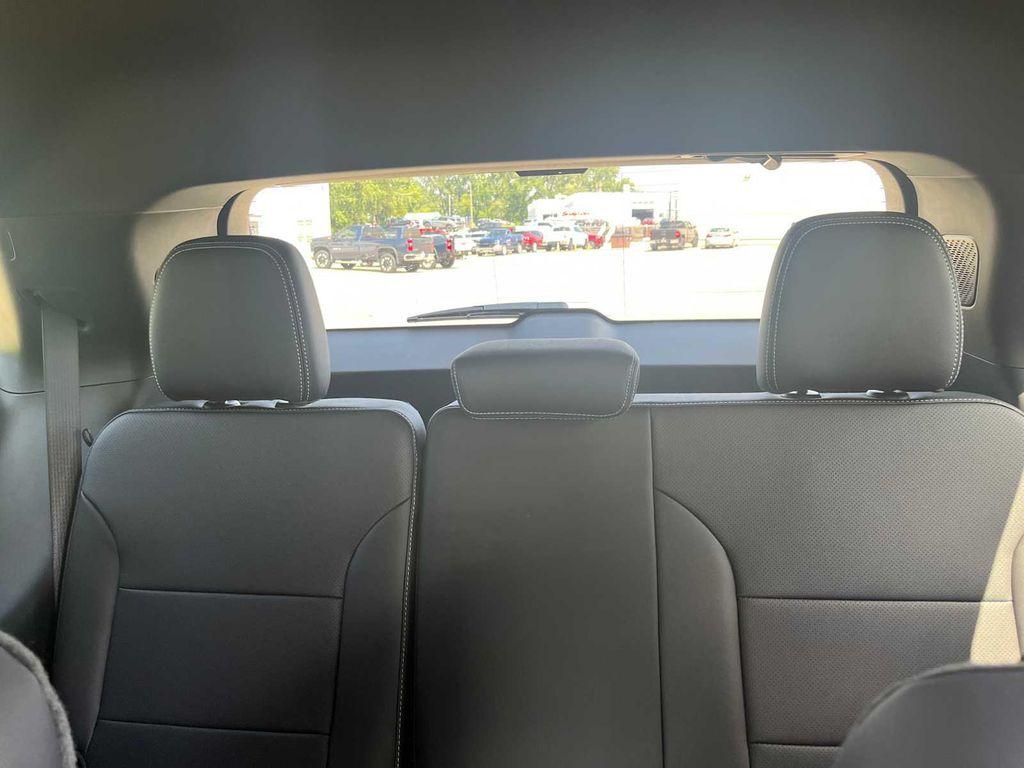 new 2026 Chevrolet Traverse car, priced at $49,125