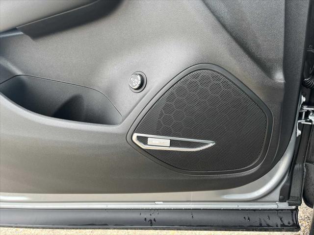 new 2025 Buick Envision car, priced at $42,735