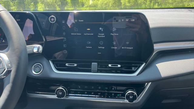 new 2026 Chevrolet Equinox car, priced at $35,103