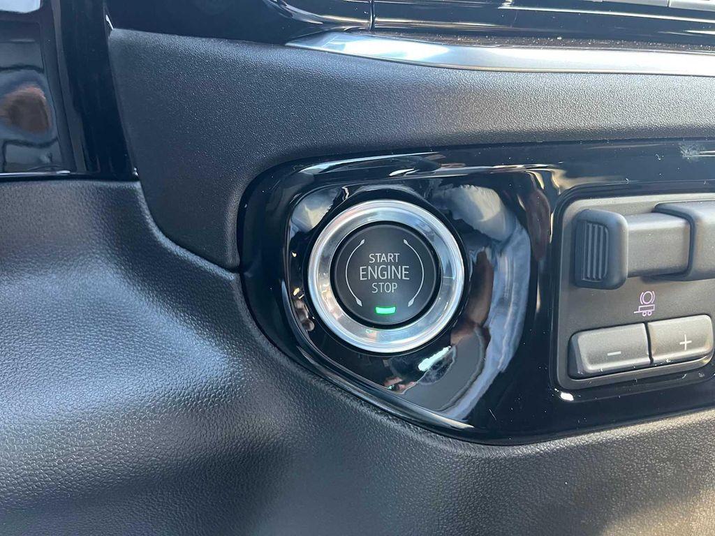 new 2025 Chevrolet Silverado 1500 car, priced at $58,699